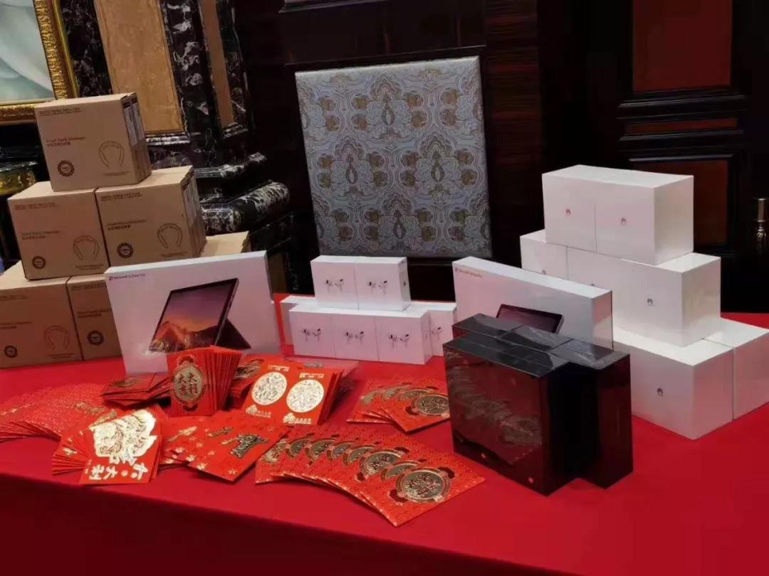 华汇音响：踮起脚尖，愿你与未来撞个满怀